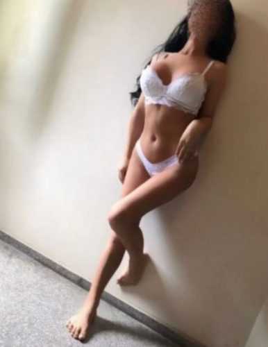 Cazibeli orijinal resimli escort Hüsniye